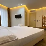 Szálloda Mille Amici Shëngjin