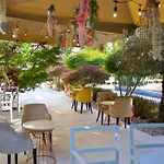 Otel Mille Amici Shëngjin
