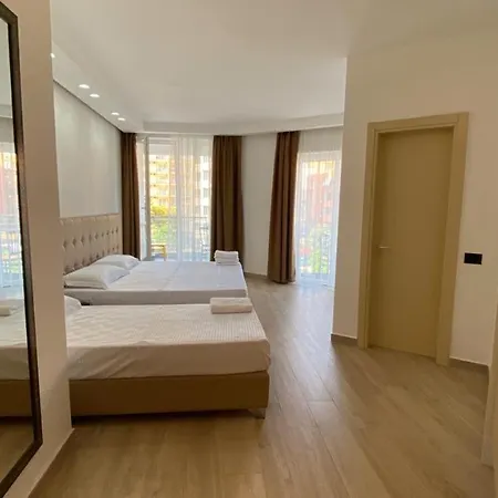 Hotell Mille Amici Shëngjin