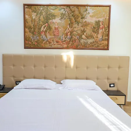 Hotel Mille Amici
