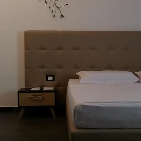 Mille Amici Hotel Shëngjin