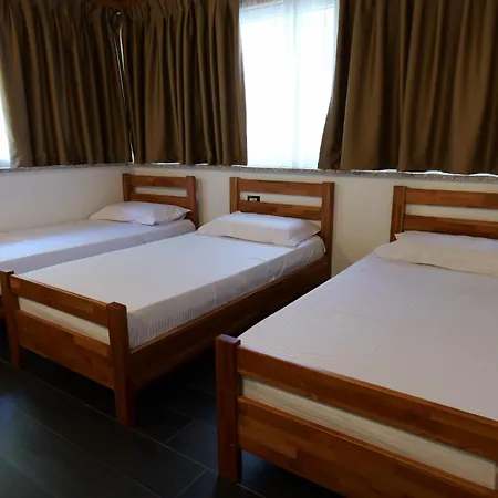 Hotel Mille Amici Shëngjin